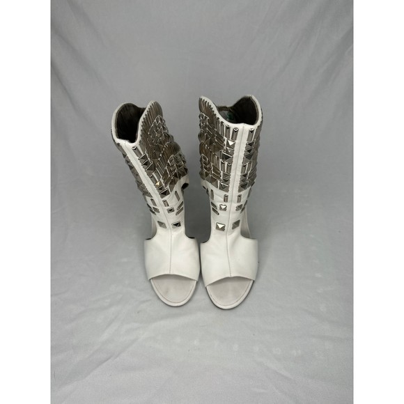 Giuseppe Zanotti Studded Cut out Booties - Picture 5 of 9
